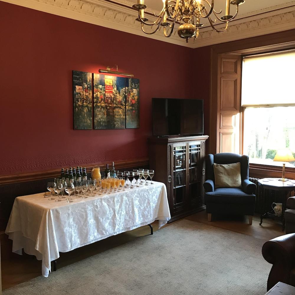 Ashtree House Hotel, Glasgow Airport & פאיסליי מראה חיצוני תמונה